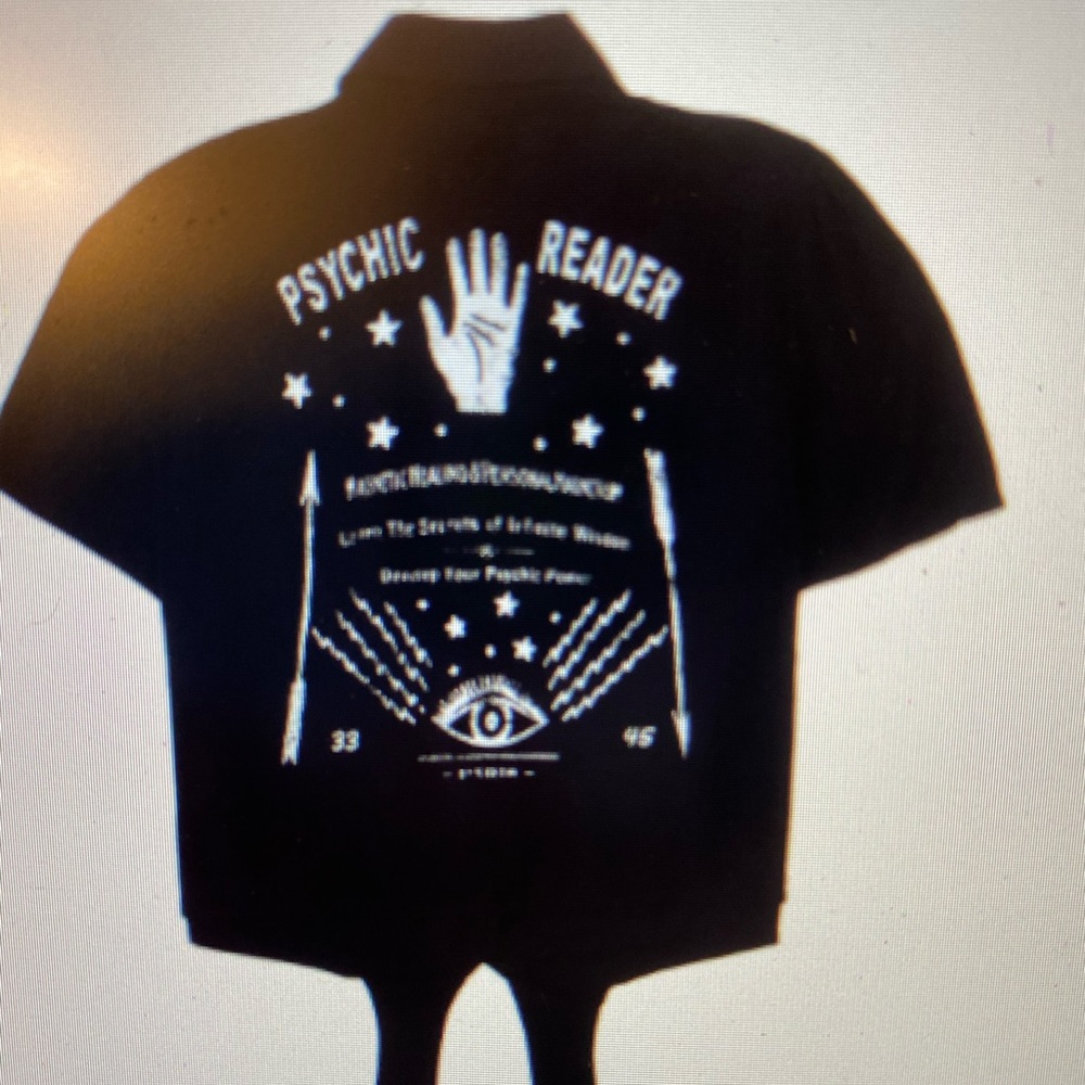 Hot topic tie bottom button up shirt